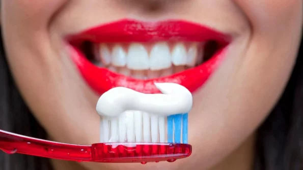 MedikForum: Врач РФ Захарова перечислила шесть частых ошибок при чистке зубов