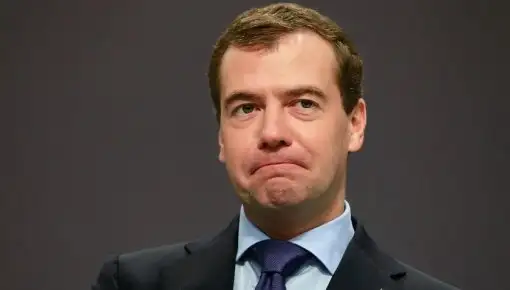 Медведев: "Россия пока не использовала весь свой арсенал возможных средств поражения"