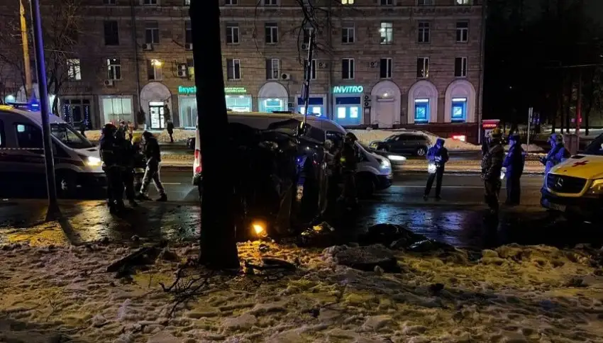 Хорошевский суд Москвы арестовал женщину, сбившую мать с детьми на тротуаре, на два месяца