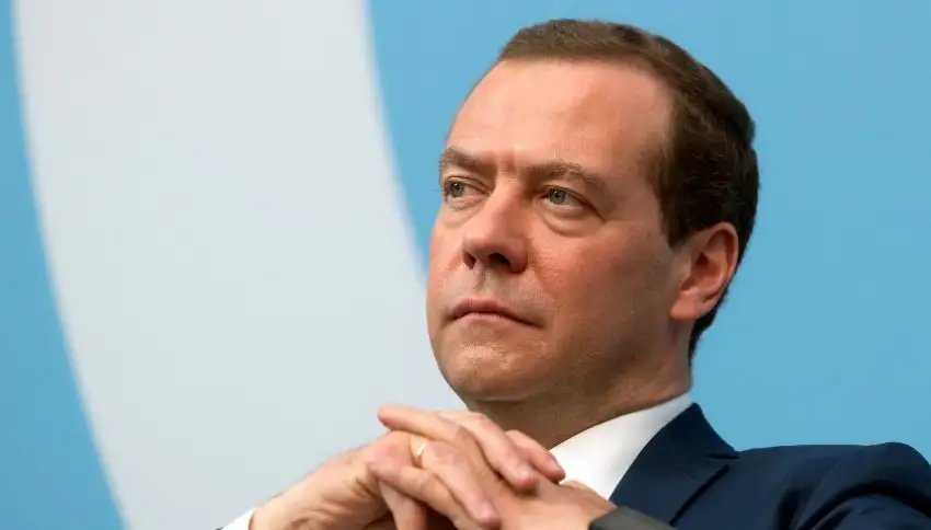 Дмитрий Медведев жестко высказался в адрес сбежавших из России артистов