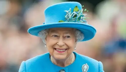 Страшная правда о Елизавете II: Королева ждала смерти 30 лет