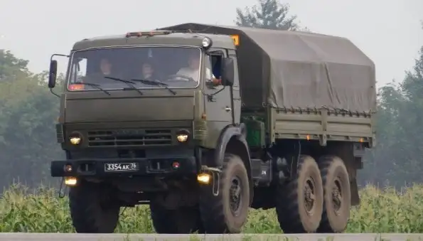 В ДТП с участием военного грузовика пострадали 15 военнослужащих и 2 гражданских в Крыму