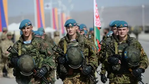 В Беларуси всем военнообязанным пришлют повестки в военкомат