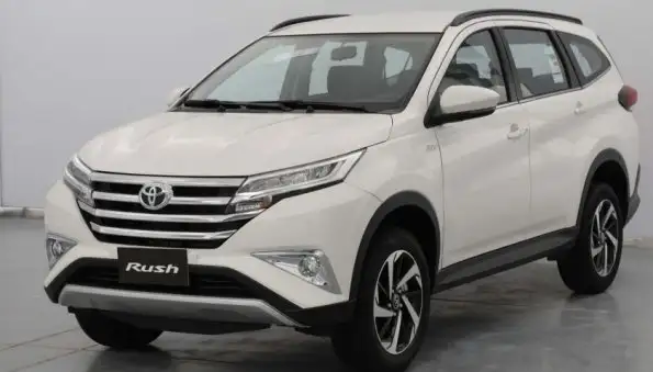 В России стартовали продажи нового паркетника Toyota Rush за 2,5 млн рублей