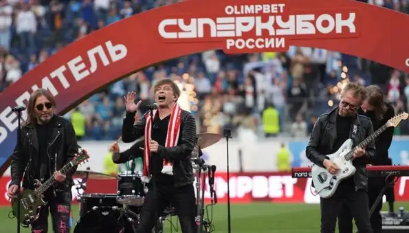Михалков о концерте "Би-2": Их считают предателями на фронте, но принимают в тылу