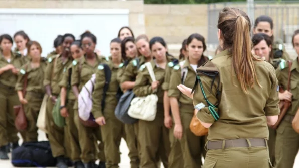Сообщения женщин-военных в ЦАХАЛ об атаке ХАМАС проигнорировали из-за сексизма