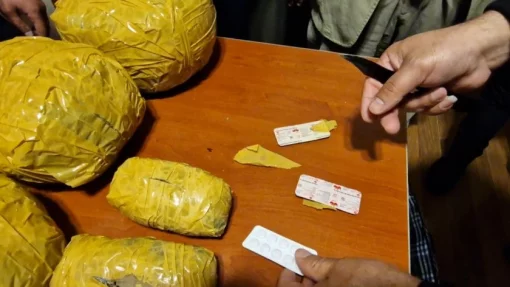 SHOT: москвича задержали на почте за контрабанду кодеина из Испании