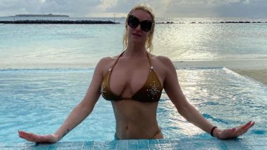 44-летняя Анастасия Волочкова опубликовала пляжные фото с отдыха на Мальдивах