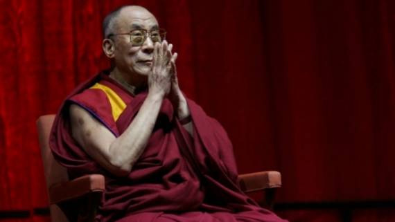 Далай-лама призвал не обвинять всех мусульман в терактах в Европе