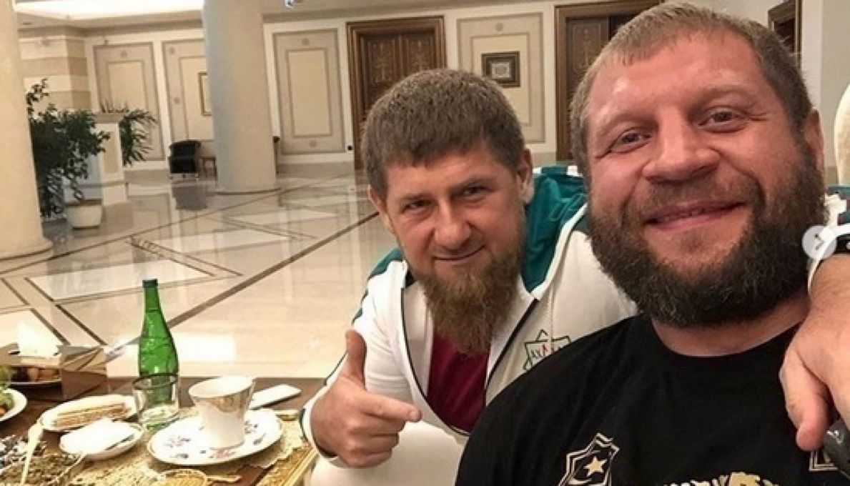 Александр Емельяненко: "В Чечне я жил в "золотой клетке". Хочу вернуться"
