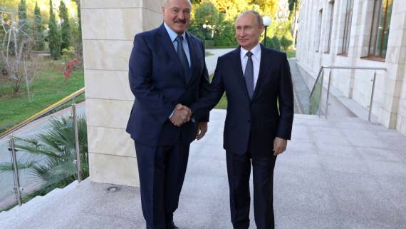Путин поддержал идею Лукашенко приобрести месторождение нефти в РФ