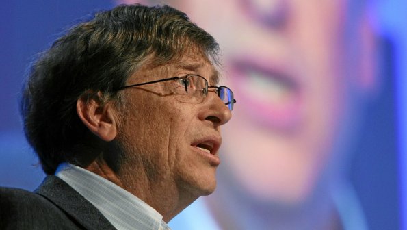 Миллиардер Билл Гейтс предсказал, что пандемия COVID-19 может закончиться к лету 2022 года