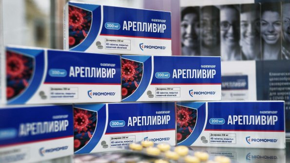 В России зарегистрирован первый инъекционный препарат для лечения COVID-19 «Арепливир»
