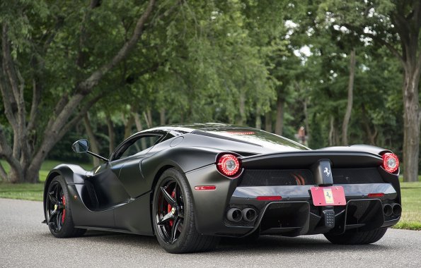 Ferrari придётся отозвать около 5600 автомобилей из-за утечки тормозной жидкости