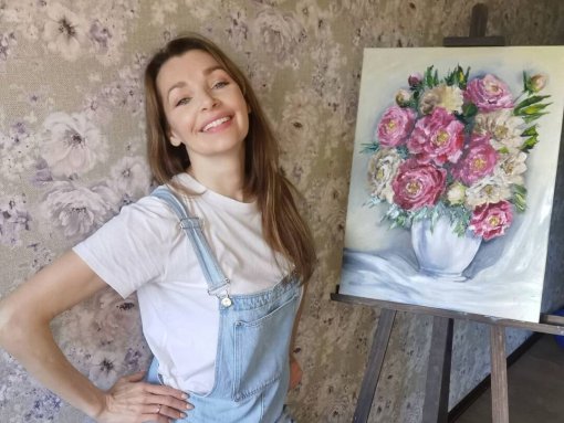 Наталия Антонова представит свои картины на выставке-продаже в Москве