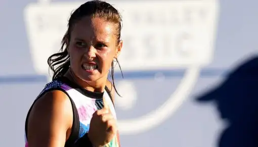 Российская теннисистка Дарья Касаткина сразится с первой ракеткой мира на турнире WTA