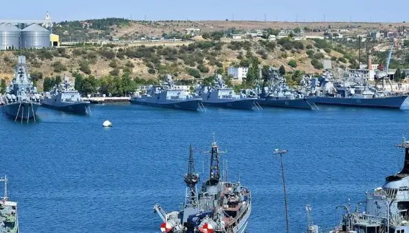 Сегодня в 4.20 утра проведена террористическая атака на корабли ЧФ РФ в Севастополе