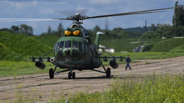 Техник, штурман и летчик Ми-8 до угона на Украину устроили дружеские посиделки