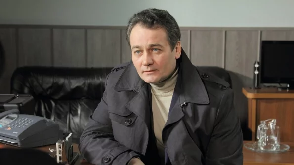 Актер сериала "Тайны следствия" Сергей Барышев помог жене Екатерине победить рак
