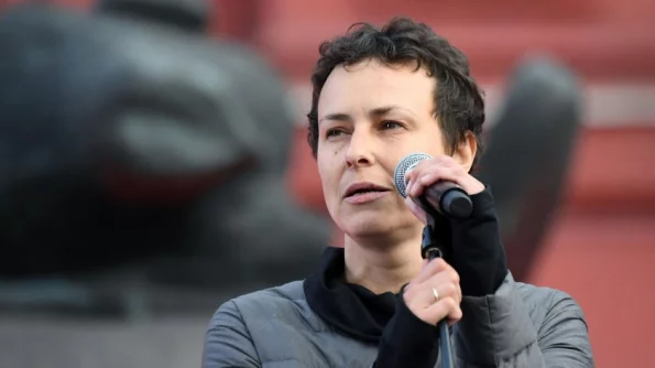 Директор Юлии Чичериной не подтвердил слухи о взятии певицы в плен в Донецке