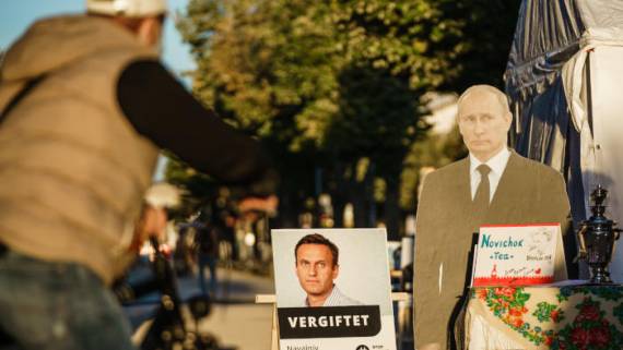 Навальный сожалеет, что Трамп не осудил произошедший с ним инцидент