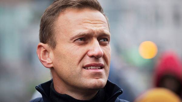 В Совфеде рассказали, какое будущее ждет Навального в России
