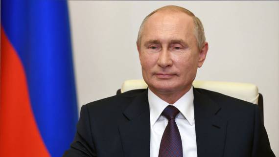 Путин поручил перевести массовые госуслуги в электронный формат к 2023 году