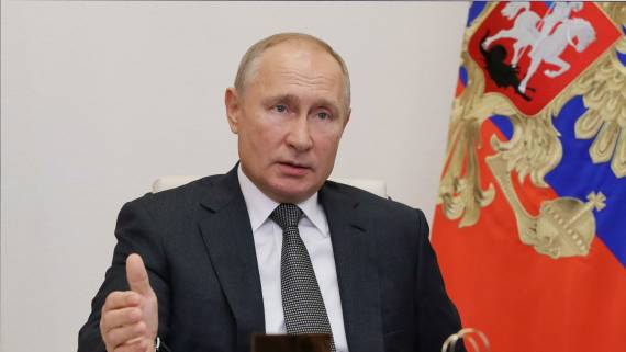 Путин пошутил о происхождении коронавируса