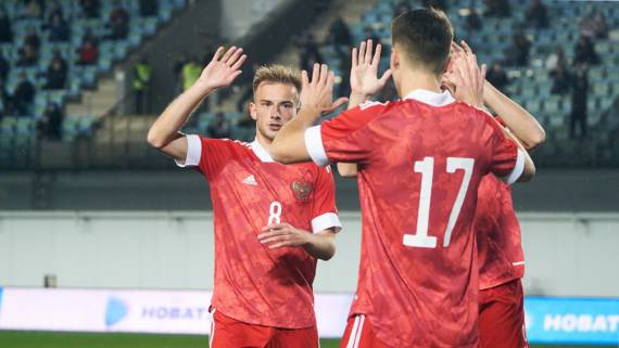 Молодёжная сборная России разгромила Латвию в отборе на Евро-2021
