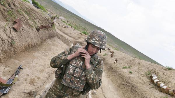 Bloomberg: война в Карабахе перекинется на территорию России