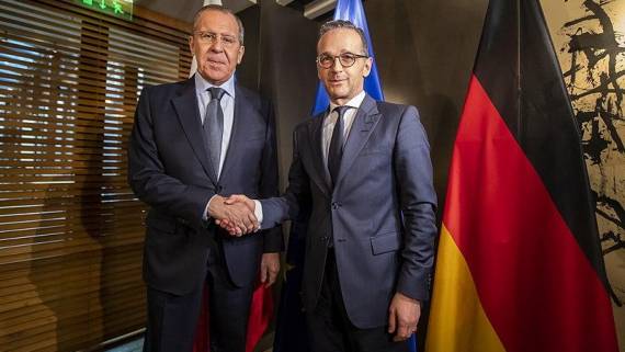 МИД Германии намерен поддерживать отношения с Россией, несмотря на инцидент с Навальным
