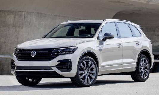 Volkswagen отзывает в России внедорожники Touareg R-Line