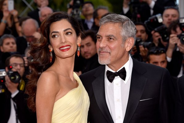Актёр Джордж Клуни появился на премьере своего фильма в компании жены
