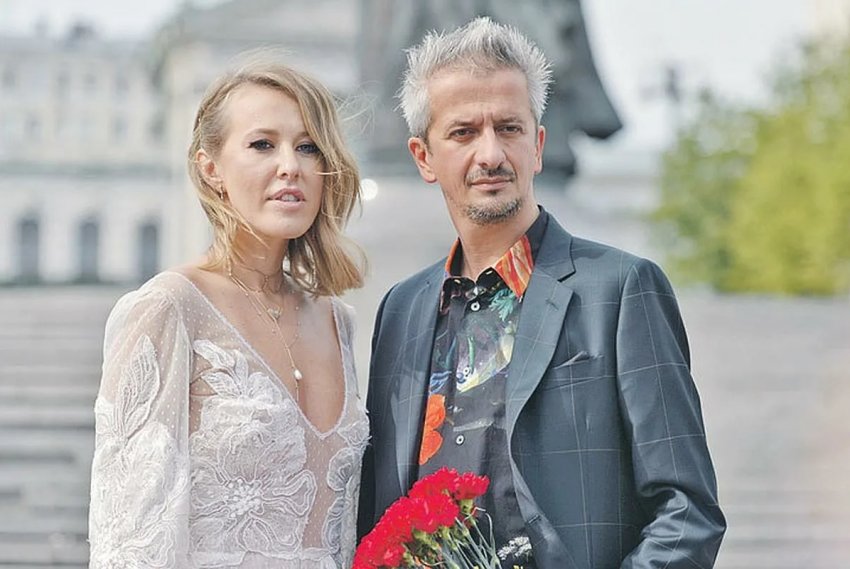 Продюсер Валерий Комиссаров заявил, что брак Собчак и Богомолова неизбежно разрушится