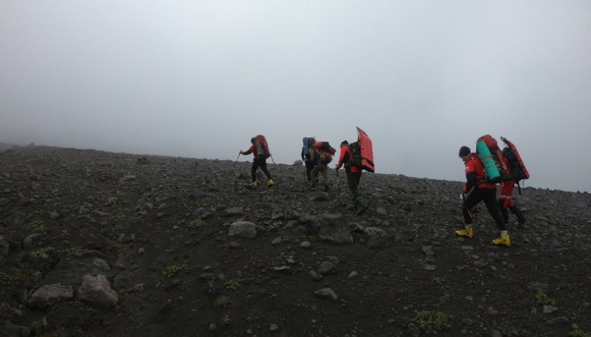 Эвакуация тел девяти туристов, погибших на Ключевском вулкане, завершена