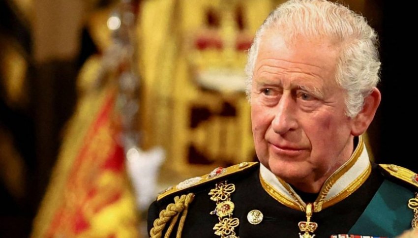 Королю Карлу III предрекают тяжёлую судьбу на престоле
