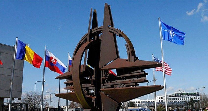 ТАСС: НАТО начала расширять своё присутствие у границ РФ "несколько лет назад"