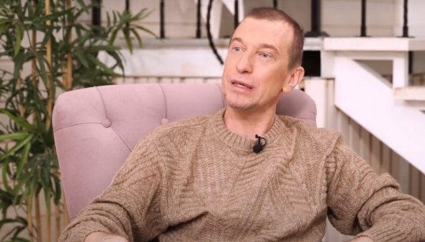 Соседов поддержал Вику Цыганову после заявления, что большинство артистов не любят свою родину