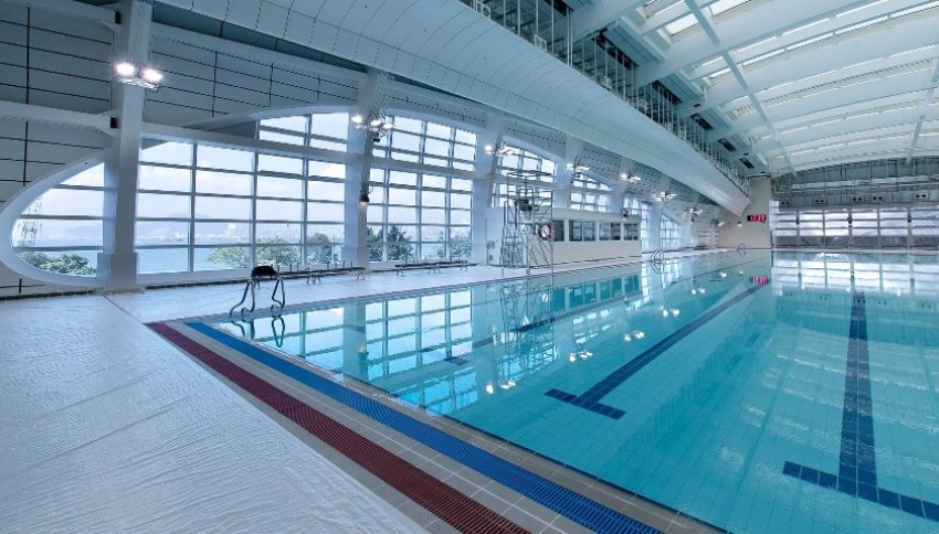 В московском бассейне во время тренировки умерла 12-летняя девочка
