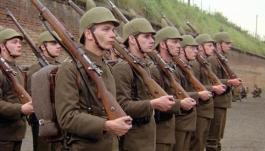 Netflix представил тизер фильма «На Западном фронте без перемен»