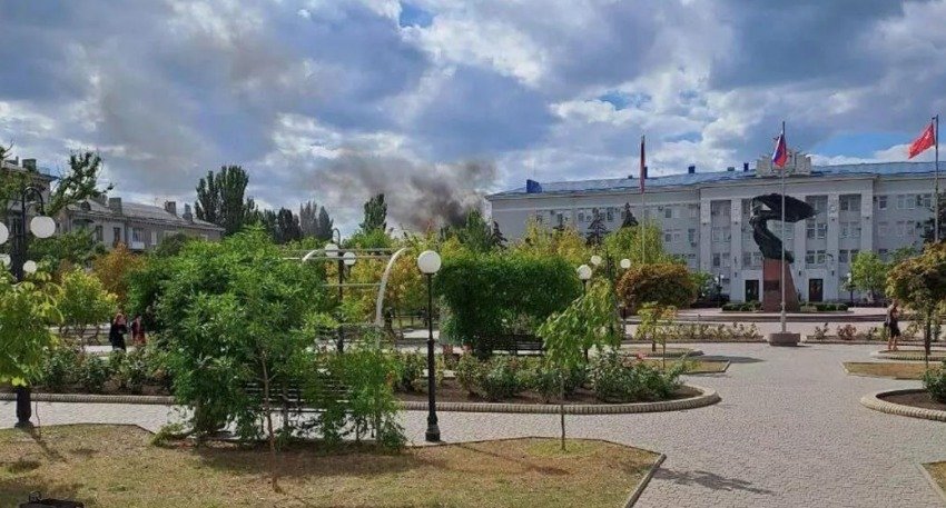 Теракт в Бердянске: взорван автомобиль коменданта города, Артем Бардин доставлен в больницу