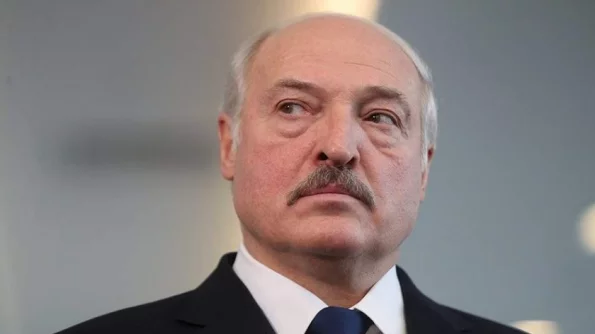 Александр Лукашенко: Украина — "цветочки", а "ягодки" могут ждать впереди