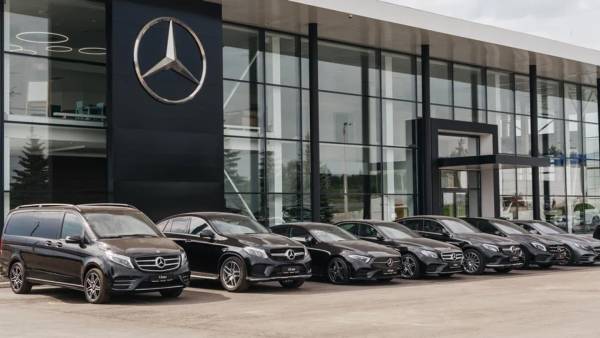 Mercedes оштрафовали на 1,5 миллиарда долларов