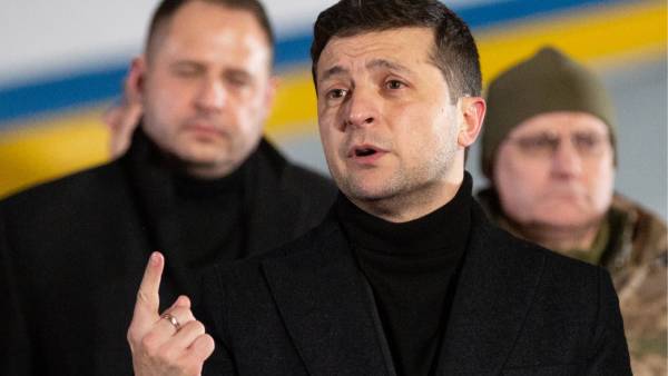 Зеленский заявил о «начале диалога» между Киевом и Москвой