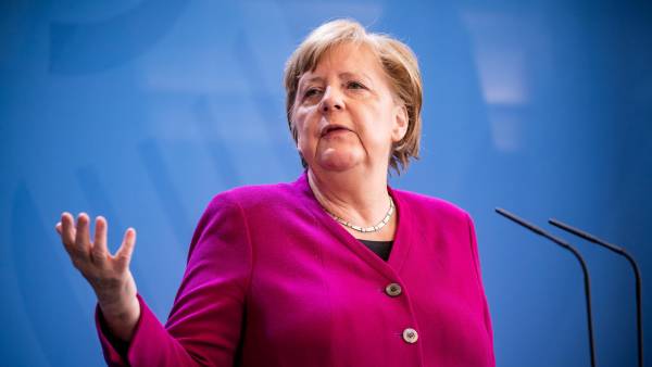 Меркель предложила провести реформы в ООН