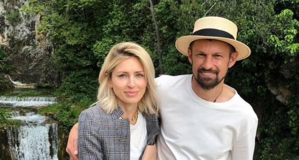 Семак жестко ответил журналистам, распространивших переписку его жены Влашичем