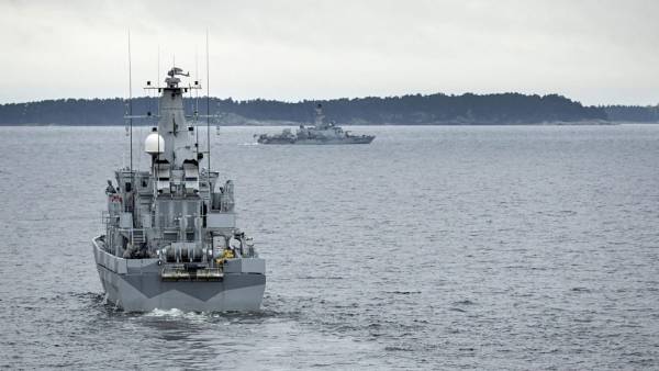 Швеция обвинила Россию во вторжении в территориальные воды