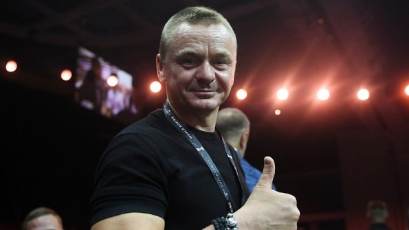Актёр Владимир Сычёв поддержал украинского боксёра Александра Усика перед предстоящим боем
