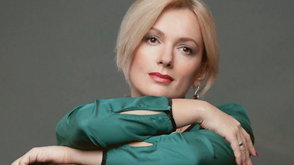 У актрисы Марии Порошиной заметили округлившийся живот