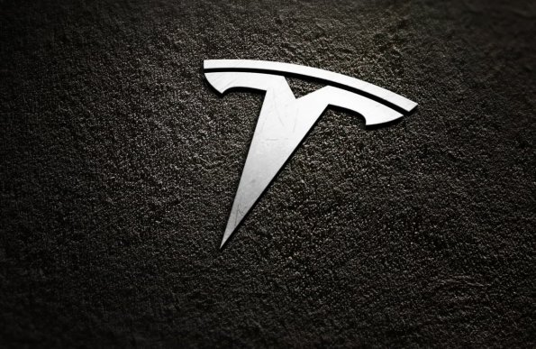 Появились первые изображения самого дешёвого автомобиля Тесла